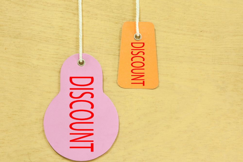 Custom Oval Tags